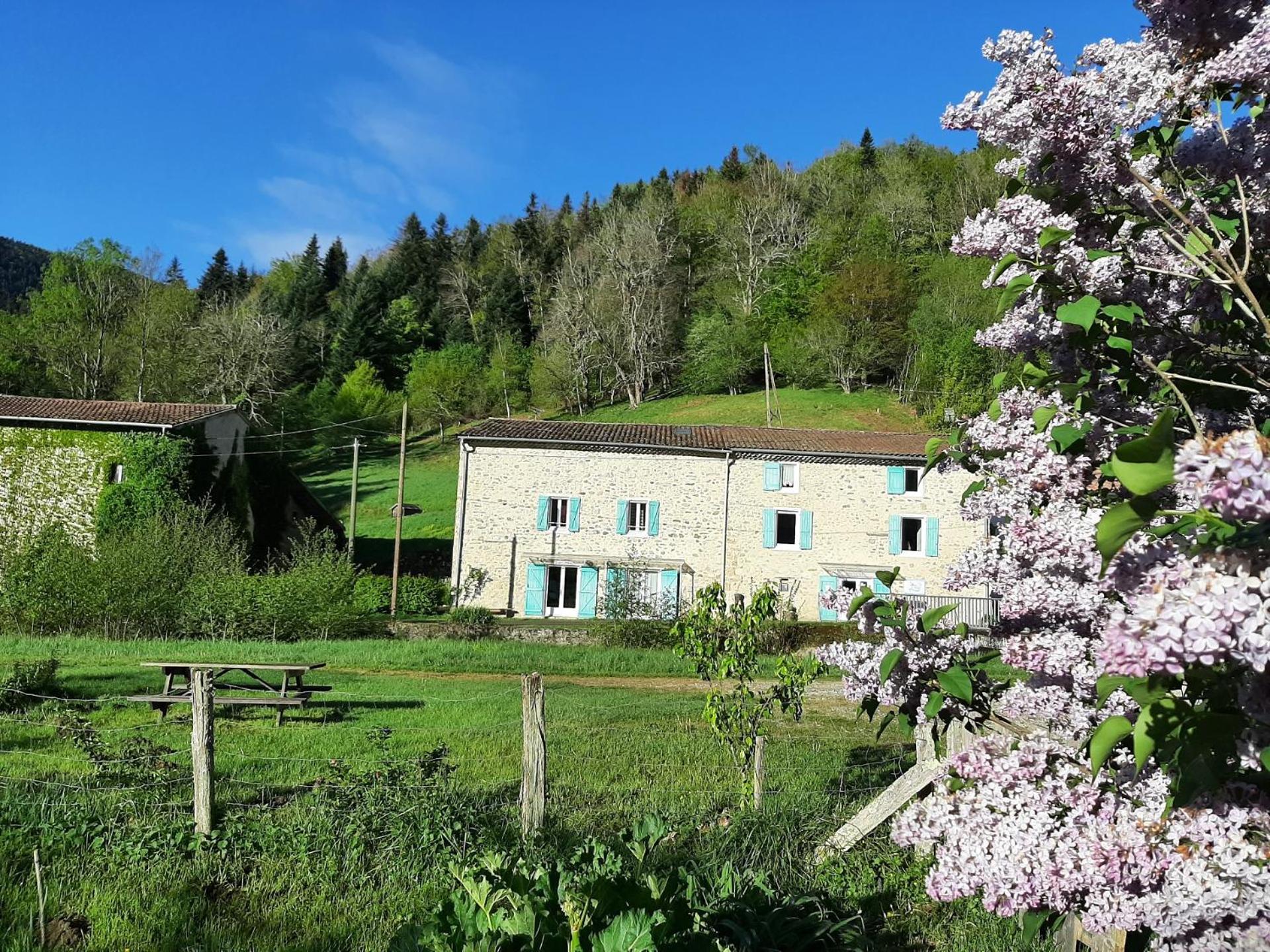 Au Mohair Des Alpy Fougax-et-Barrineuf Exterior foto